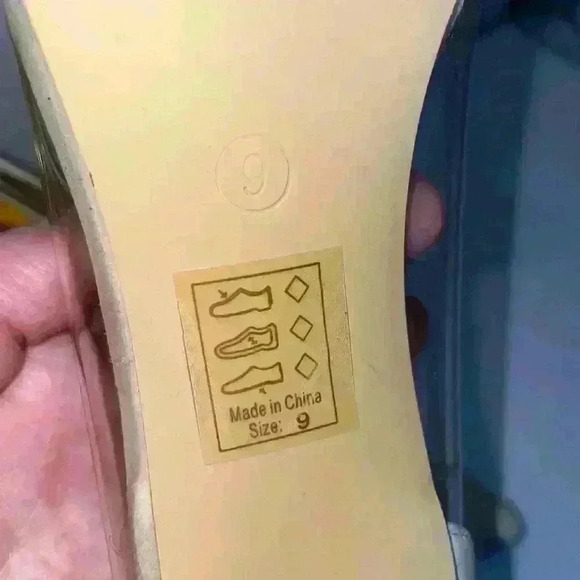 New Cape Robbin with Clear and ivory pointed toe 4.5 Heel Size 9 minor flaws - Picture 12 of 14